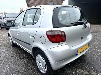 Toyota Yaris 1.0-16V VVT-i 68pk L.Luna - airco - 96dkm nap - 5 deurs - stuurbrk - cv - lederen stuurwiel - zo rijdbaar picture 6