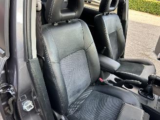 Mitsubishi Outlander 2.0 Turbo 201pk 4WD - uniek - 2x schuifdak - airco - leer + alcantara + stoelverw - privacy glass - rijdbaar picture 50