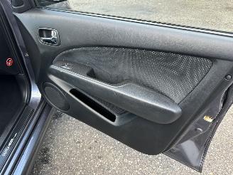Mitsubishi Outlander 2.0 Turbo 201pk 4WD - uniek - 2x schuifdak - airco - leer + alcantara + stoelverw - privacy glass - rijdbaar picture 49
