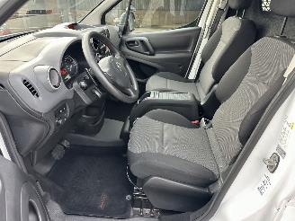 Citroën Berlingo 1.6 BlueHDI 99pk aut + f1 100 Club Eco S&S - airco - cruise - standkachel - pdc - trekh - klapdeuren - schuifdeur picture 37