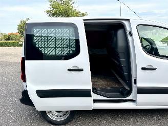 Citroën Berlingo 1.6 BlueHDI 99pk aut + f1 100 Club Eco S&S - airco - cruise - standkachel - pdc - trekh - klapdeuren - schuifdeur picture 8