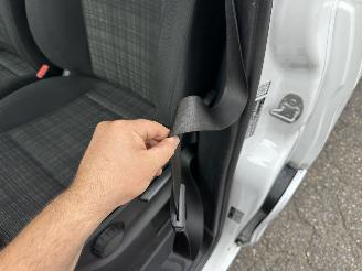 Mercedes Vito gereserveerd 116 CDI 163pk 6-bak Lang - 3Pers - euro.6 - airco - cruise - elektr pakket - radio + aux + usb - volledig rijdbaar picture 43