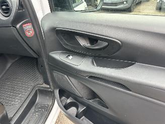 Mercedes Vito gereserveerd 116 CDI 163pk 6-bak Lang - 3Pers - euro.6 - airco - cruise - elektr pakket - radio + aux + usb - volledig rijdbaar picture 45