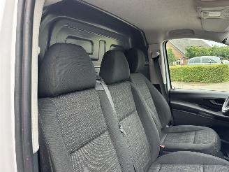 Mercedes Vito gereserveerd 116 CDI 163pk 6-bak Lang - 3Pers - euro.6 - airco - cruise - elektr pakket - radio + aux + usb - volledig rijdbaar picture 48