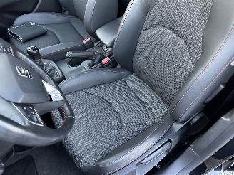 Seat Leon 1.4 TSI 140pk 6-bak FR Bus 5drs - pano - nap - navi - half leer - stoelverw - sportonderstel - 18 inch lmv picture 41