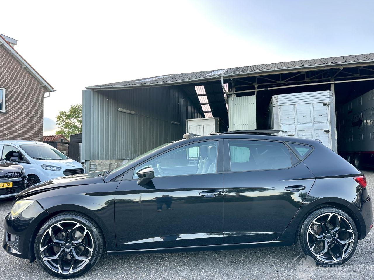 Seat Leon 1.4 TSI 140pk 6-bak FR Bus 5drs - pano - nap - navi - half leer - stoelverw - sportonderstel - 18 inch lmv