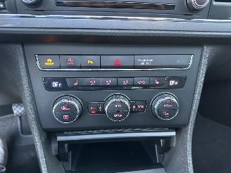 Seat Leon 1.4 TSI 140pk 6-bak FR Bus 5drs - pano - nap - navi - half leer - stoelverw - sportonderstel - 18 inch lmv picture 21