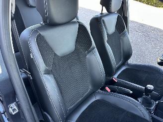 Renault Clio gereserveerd 0.9 TCe Turbo 90pk Intens 5drs - nap - clima - camera - navi - aux - usb - pdc v+a - keyless entry + start picture 57