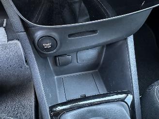 Renault Clio gereserveerd 0.9 TCe Turbo 90pk Intens 5drs - nap - clima - camera - navi - aux - usb - pdc v+a - keyless entry + start picture 38