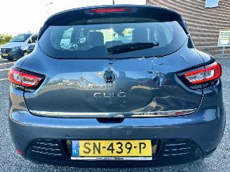Renault Clio gereserveerd 0.9 TCe Turbo 90pk Intens 5drs - nap - clima - camera - navi - aux - usb - pdc v+a - keyless entry + start picture 86