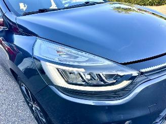 Renault Clio gereserveerd 0.9 TCe Turbo 90pk Intens 5drs - nap - clima - camera - navi - aux - usb - pdc v+a - keyless entry + start picture 9