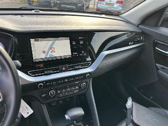 Kia Niro 1.6 GDi Hybrid 119pk aut + f1 DynamicLine - 63dkm nap - navi - cruise - front + line assist - half leer picture 16
