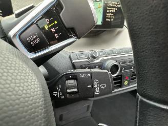 BMW i3 gereserveerd Comf Ad 94Ah 33kwh 170pk aut - pano - nap - harman/kardon - keyless -navi - cam - front + line assist - 19 inch - carbon picture 30