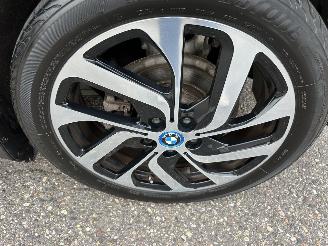 BMW i3 gereserveerd Comf Ad 94Ah 33kwh 170pk aut - pano - nap - harman/kardon - keyless -navi - cam - front + line assist - 19 inch - carbon picture 88