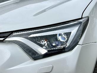 Toyota Rav-4 Gereserveerd 2.5 Hybrid AWD 171pk aut Executive - xenon - 360cam - leer - memory - line + side + front assist - elektr klep - stuurverw picture 7