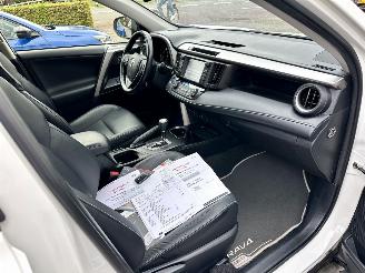 Toyota Rav-4 Gereserveerd 2.5 Hybrid AWD 171pk aut Executive - xenon - 360cam - leer - memory - line + side + front assist - elektr klep - stuurverw picture 21