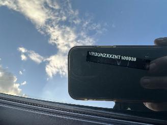 Peugeot e-208 EV 50kwh 136pk aut Active Pack - 57dkm nap - line assist - navi - pdc - lmv - stoelverw - airco - cruise - carplay picture 74
