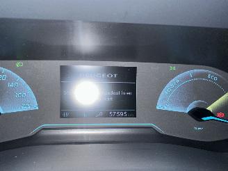 Peugeot e-208 EV 50kwh 136pk aut Active Pack - 57dkm nap - line assist - navi - pdc - lmv - stoelverw - airco - cruise - carplay picture 26