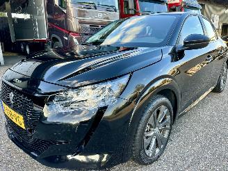 Peugeot e-208 EV 50kwh 136pk aut Active Pack - 57dkm nap - line assist - navi - pdc - lmv - stoelverw - airco - cruise - carplay picture 2