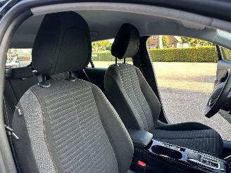 Peugeot e-208 EV 50kwh 136pk aut Active Pack - 57dkm nap - line assist - navi - pdc - lmv - stoelverw - airco - cruise - carplay picture 54