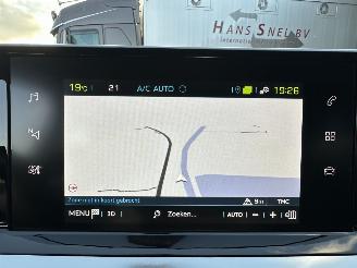 Peugeot e-208 EV 50kwh 136pk aut Active Pack - 57dkm nap - line assist - navi - pdc - lmv - stoelverw - airco - cruise - carplay picture 18