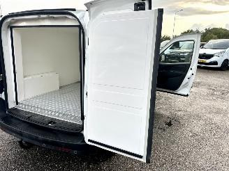 Fiat Doblo MAXI 1.6D 105pk 6-bak Mult-Jet L2/H1 - koel/vries combi - airco - cruise - pdc - trekh - licht + regensensor picture 52