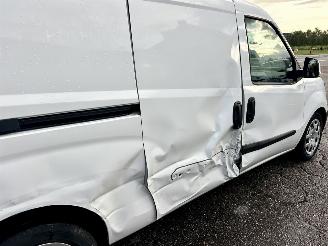 Fiat Doblo MAXI 1.6D 105pk 6-bak Mult-Jet L2/H1 - koel/vries combi - airco - cruise - pdc - trekh - licht + regensensor picture 15