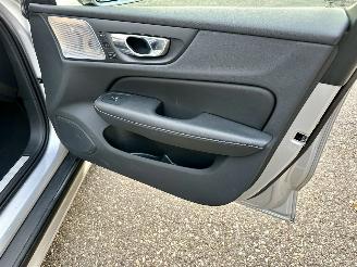 Volvo V-60 Cross country 2.0 D4 190pk aut AWD Intro Ed - pano - bowers&wilkins - 360cam - stoelkoeling - stoelverw v+a - head up picture 69
