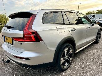 Volvo V-60 Cross country 2.0 D4 190pk aut AWD Intro Ed - pano - bowers&wilkins - 360cam - stoelkoeling - stoelverw v+a - head up picture 5