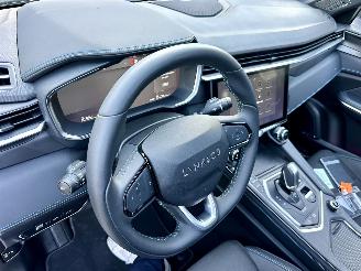 Lynk & Co 01 1.5 aut 220pk plug-In hybrid - pano - nap - front + line + side assist - 360cam - 20 inch - memory - elektr klep - infinity picture 27