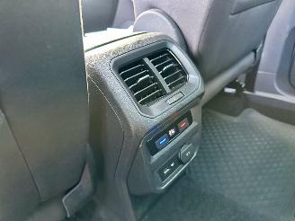 Volkswagen Tiguan 1.4 TSI 150pk aut + f1 R-Line - pano - nap - massage - trekh - front + line assist - dynaudio + woofer picture 34