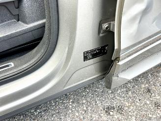 Volkswagen Tiguan 1.4 TSI 150pk aut + f1 R-Line - pano - nap - massage - trekh - front + line assist - dynaudio + woofer picture 14
