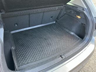 Volkswagen Tiguan 1.4 TSI 150pk aut + f1 R-Line - pano - nap - massage - trekh - front + line assist - dynaudio + woofer picture 100