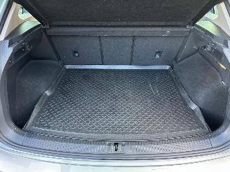 Volkswagen Tiguan 1.4 TSI 150pk aut + f1 R-Line - pano - nap - massage - trekh - front + line assist - dynaudio + woofer picture 98