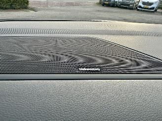 Volkswagen Tiguan 1.4 TSI 150pk aut + f1 R-Line - pano - nap - massage - trekh - front + line assist - dynaudio + woofer picture 37