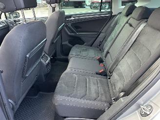 Volkswagen Tiguan 1.4 TSI 150pk aut + f1 R-Line - pano - nap - massage - trekh - front + line assist - dynaudio + woofer picture 67