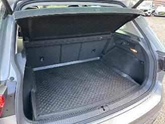 Volkswagen Tiguan 1.4 TSI 150pk aut + f1 R-Line - pano - nap - massage - trekh - front + line assist - dynaudio + woofer picture 99