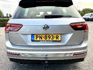 Volkswagen Tiguan 1.4 TSI 150pk aut + f1 R-Line - pano - nap - massage - trekh - front + line assist - dynaudio + woofer picture 93
