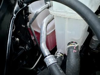 Toyota Rav-4 2.5 Hybrid 178pk aut + f1 Business - 119dkm nap - front + line assist - leer - camera - clima - cruise contr picture 13