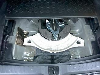 Toyota Rav-4 2.5 Hybrid 178pk aut + f1 Business - 119dkm nap - front + line assist - leer - camera - clima - cruise contr picture 14