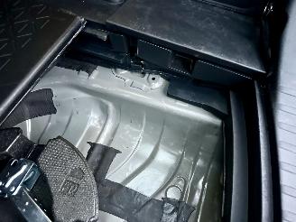 Toyota Rav-4 2.5 Hybrid 178pk aut + f1 Business - 119dkm nap - front + line assist - leer - camera - clima - cruise contr picture 64