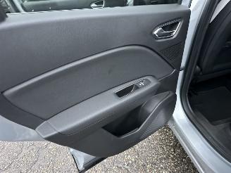 Renault Captur 1.0 TCe Turbo 101pk Intens - nap - navi - camera - pdc v+a - keyless - virtual - front + line assist - sfeerverl picture 70