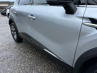 Renault Captur 1.0 TCe Turbo 101pk Intens - nap - navi - camera - pdc v+a - keyless - virtual - front + line assist - sfeerverl picture 119