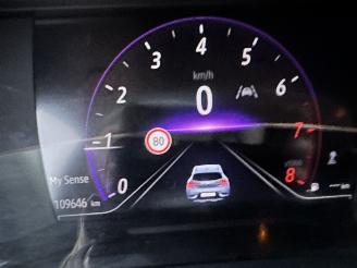 Renault Captur 1.0 TCe Turbo 101pk Intens - nap - navi - camera - pdc v+a - keyless - virtual - front + line assist - sfeerverl picture 42