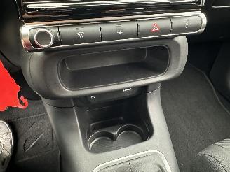 Citroën C3 1.2 PureTech 83pk C-Series - navi - line assist - clima - cruise - apple carpl - 66dkm nap - licht + regensensor picture 34