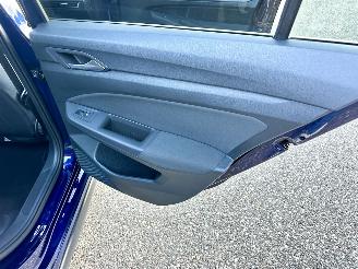Volkswagen Golf GTE 1.4T 225pk aut + f1 Plug-in hybr - pano - hud - virtual - keyless - stoel + stuurverw - iq - pdc v+a picture 47