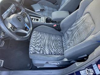 Volkswagen Golf GTE 1.4T 225pk aut + f1 Plug-in hybr - pano - hud - virtual - keyless - stoel + stuurverw - iq - pdc v+a picture 34