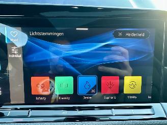 Volkswagen Golf GTE 1.4T 225pk aut + f1 Plug-in hybr - pano - hud - virtual - keyless - stoel + stuurverw - iq - pdc v+a picture 16