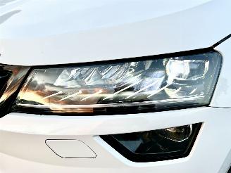 Skoda Karoq 1.5 TSI ACT 150pk 7-Traps aut + F1 Sportline Bus - navi - camera - keyless - virtual - stuurverw - sfeerverl - kuipstoelen picture 87