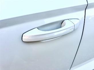 Skoda Karoq 1.5 TSI ACT 150pk 7-Traps aut + F1 Sportline Bus - navi - camera - keyless - virtual - stuurverw - sfeerverl - kuipstoelen picture 10